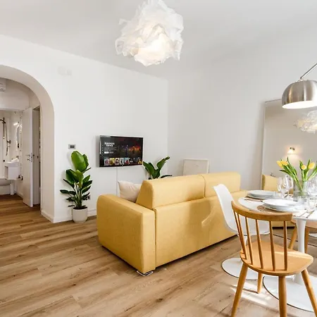 San Giusto Apartment *